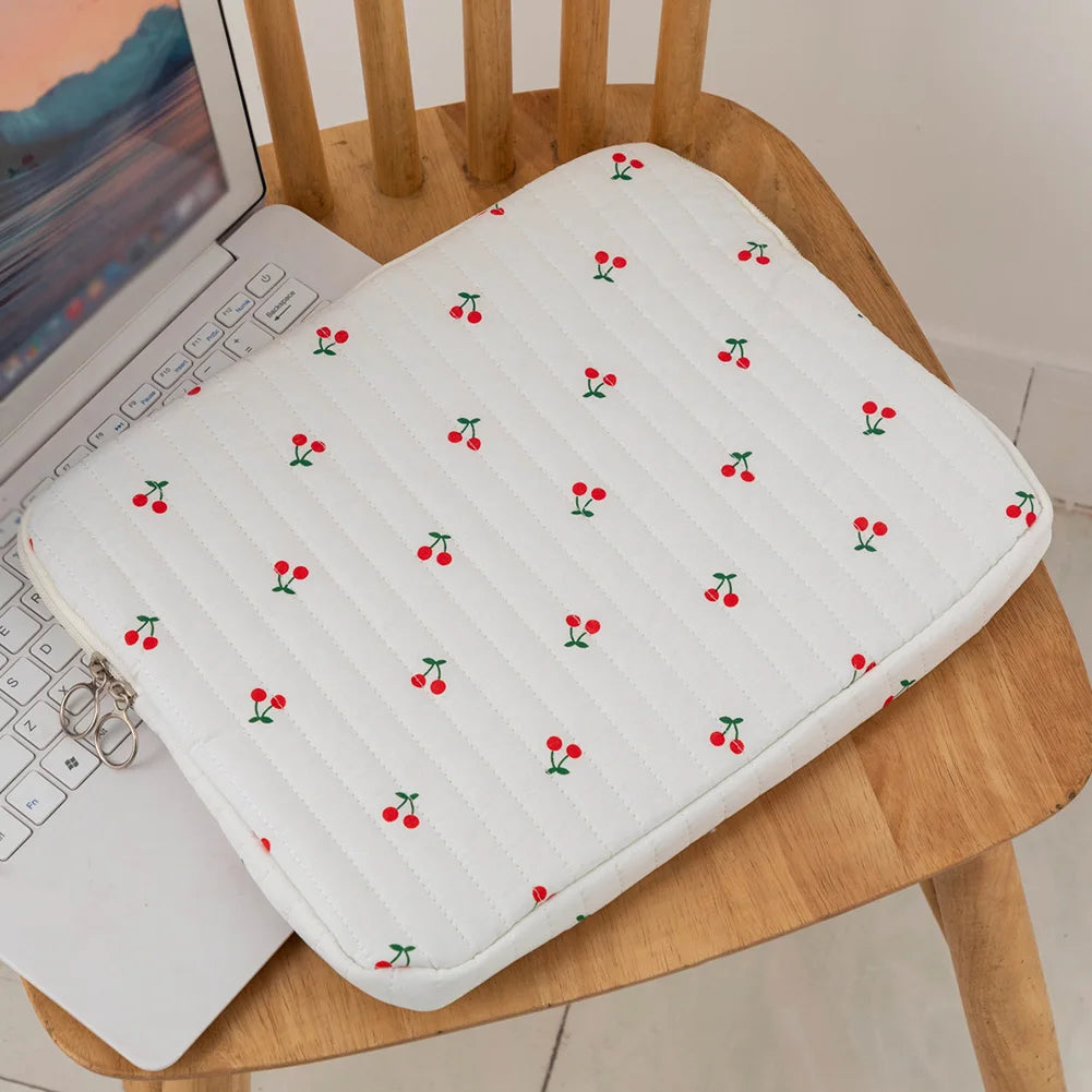 11-15 Inch Quilted Laptop Sleeve - Coquette Floral Laptop Carrying Case for Office