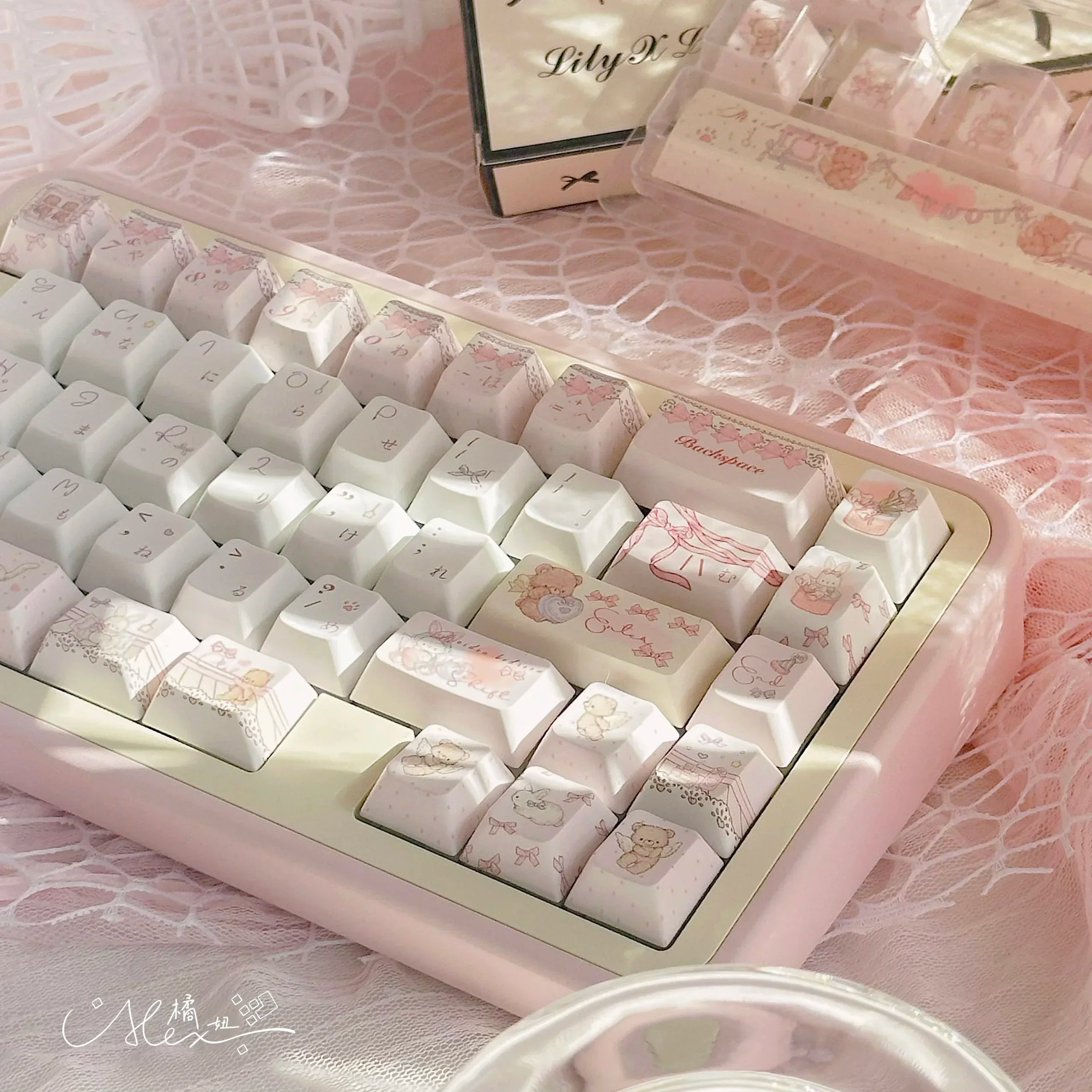 Baby’s Dream Pink & White Theme Keycaps – 139 Keys, PBT Cherry Profile SOA, Custom Original Handmade Keycaps for Mechanical Keyboard