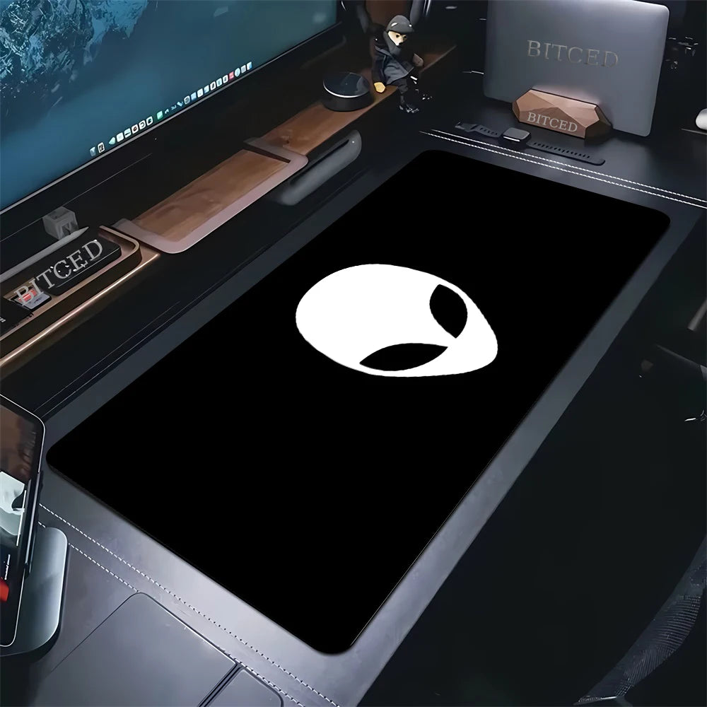 Gamer Desk Mats Alienware Animation PC Gaming Mouse Pad Keyboard Pads Lockrand Mousepad for PC Mouse Carpet 90x40cm